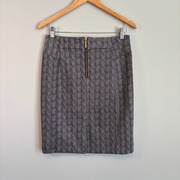 Michael Kors Women's 6 Pencil Skirt Geo Print Gold Zipper Office Chic Corporate - Picture 4 of 10